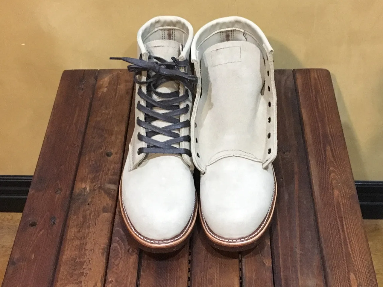1901M27 Chippewa Boots 6inch Sand Suede Service Boots　　
