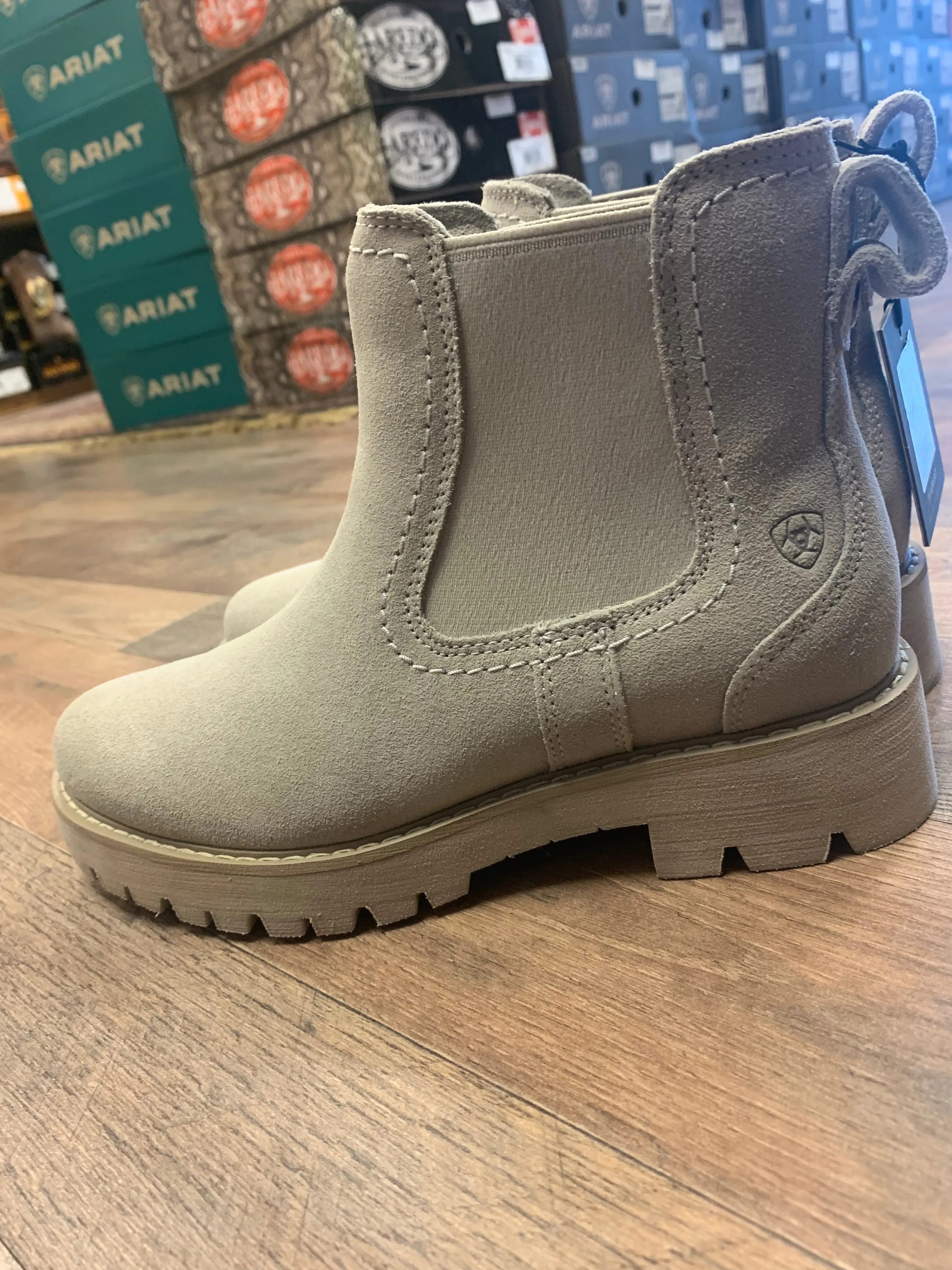 ARIAT WOMEN'S WEXFORD LUG BOOTS - ROUND TOE
