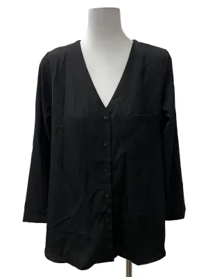 Black Blouse TEM