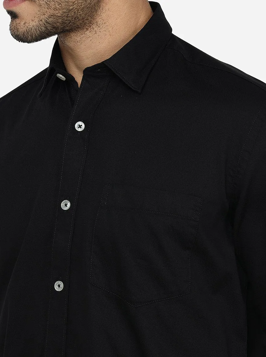 Black Solid Slim Fit Semi Casual Shirt | JadeBlue