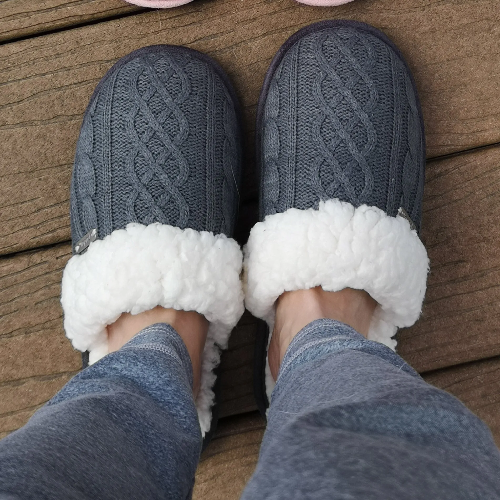 Creekside Slide Slippers | Cable Knit Grey