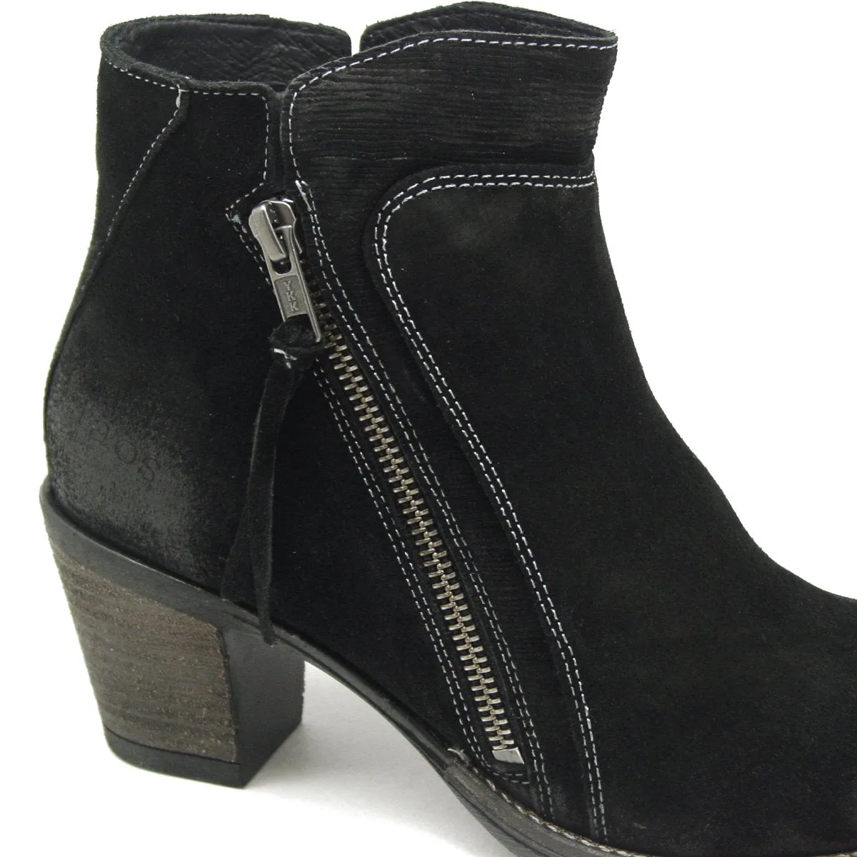 Dillie Black Suede