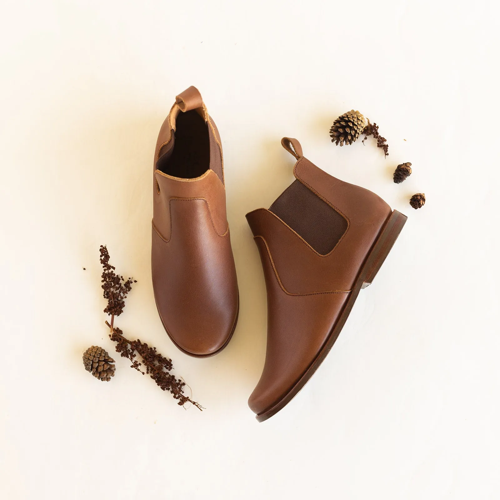 Espresso Viajero Chelsea Boot {Women's Leather Boots}