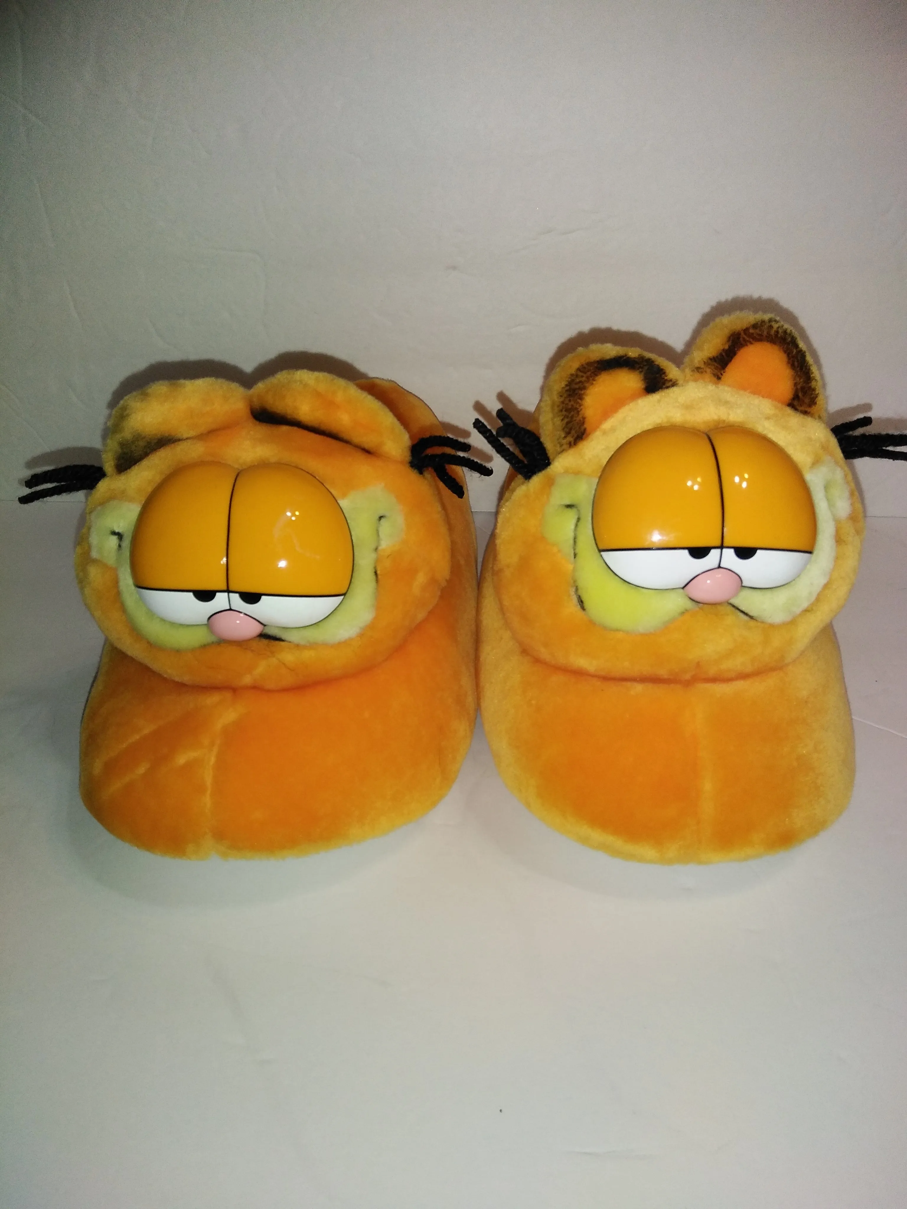 Garfield Slippers L 9-10
