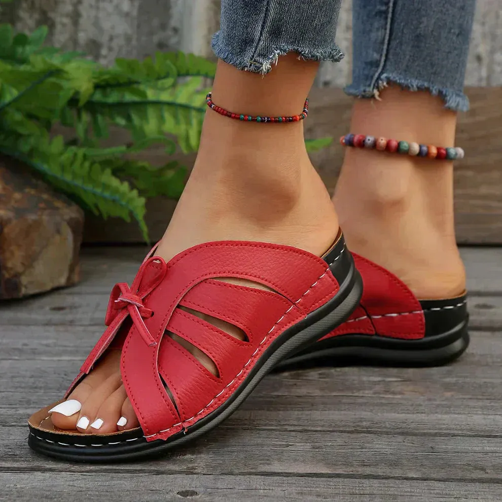 Iris - Chic and Cozy Sandals