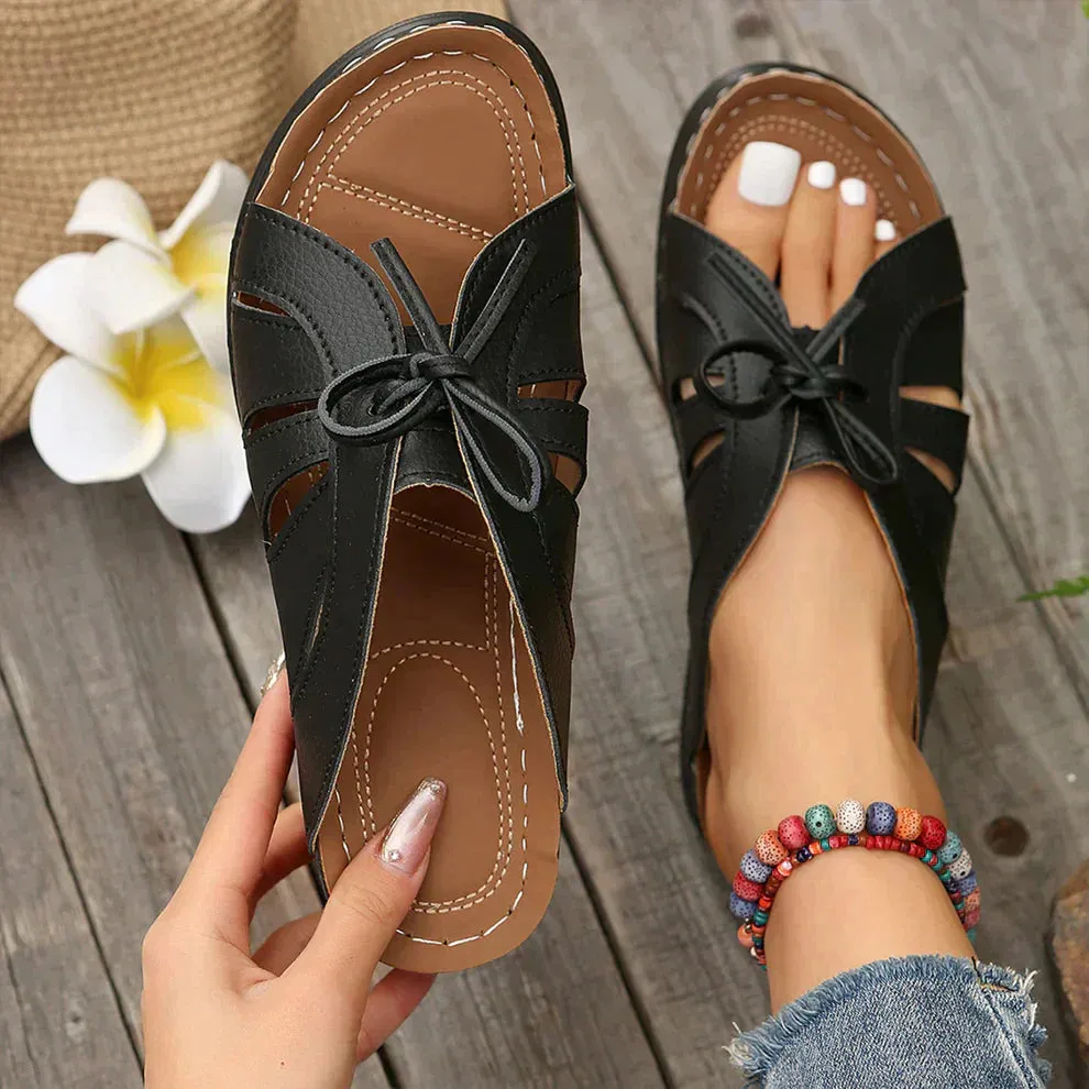 Iris - Chic and Cozy Sandals