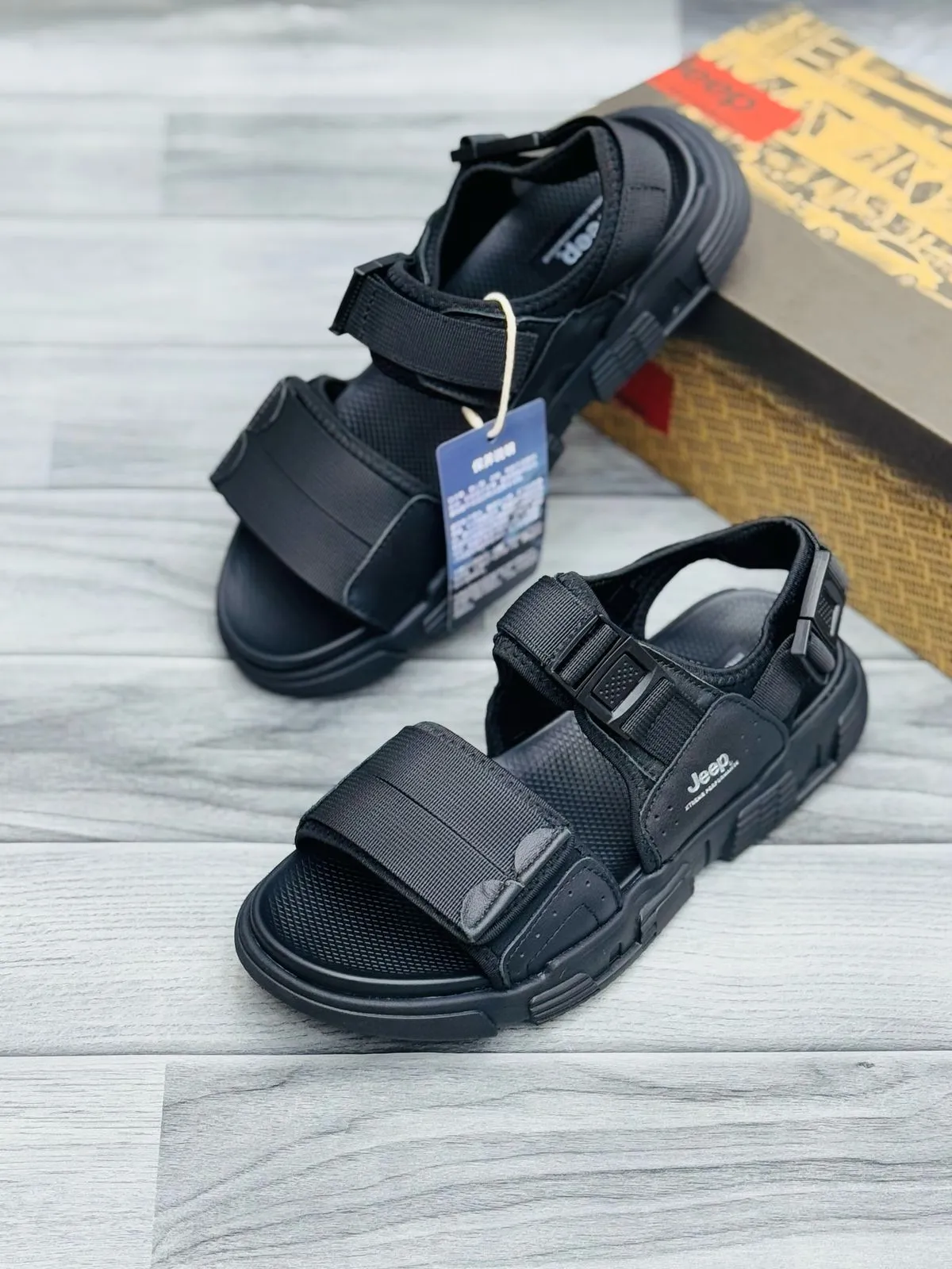 Jeep Outdoor Adventure Sandals – Durable & Comfortable