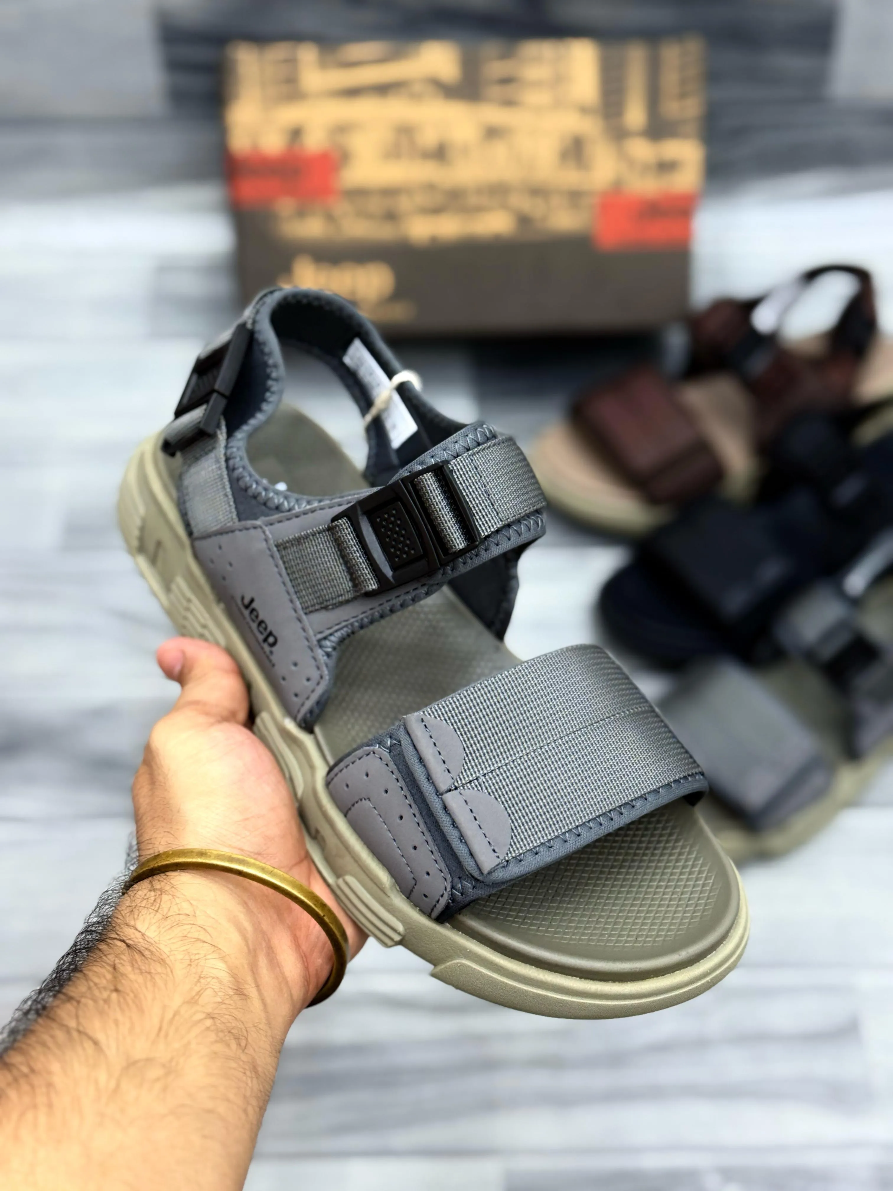 Jeep Outdoor Adventure Sandals – Durable & Comfortable