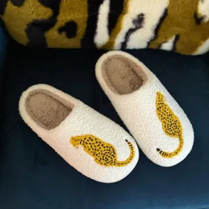 Kioni Cheetah Lounge Slippers – Fuzzy Cozy Slippers with Embroidery