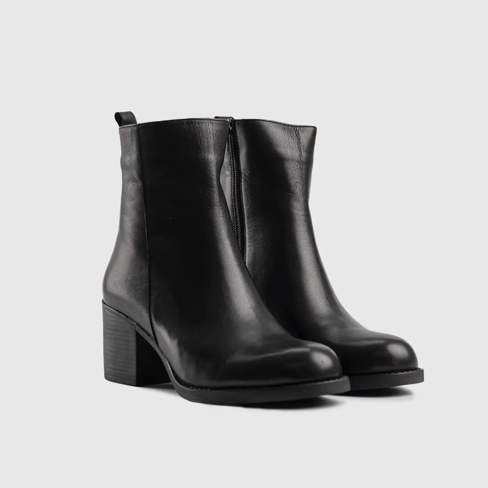 Leather Ankle Boots 11527
