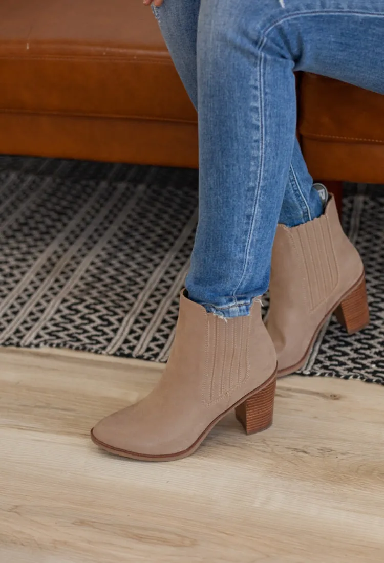 MIA Santos Suede Boots