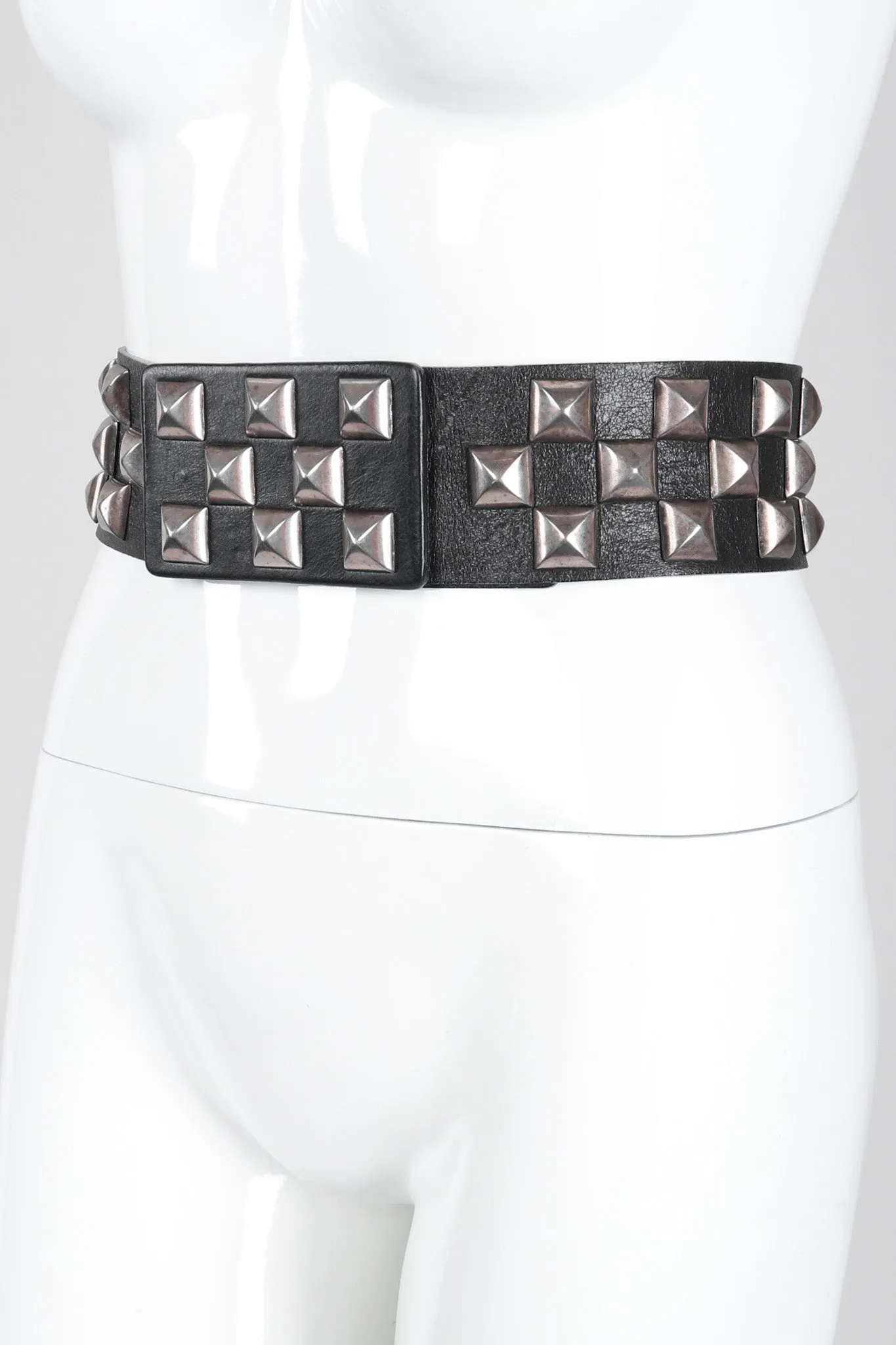 Pyramid Stud Leather Belt