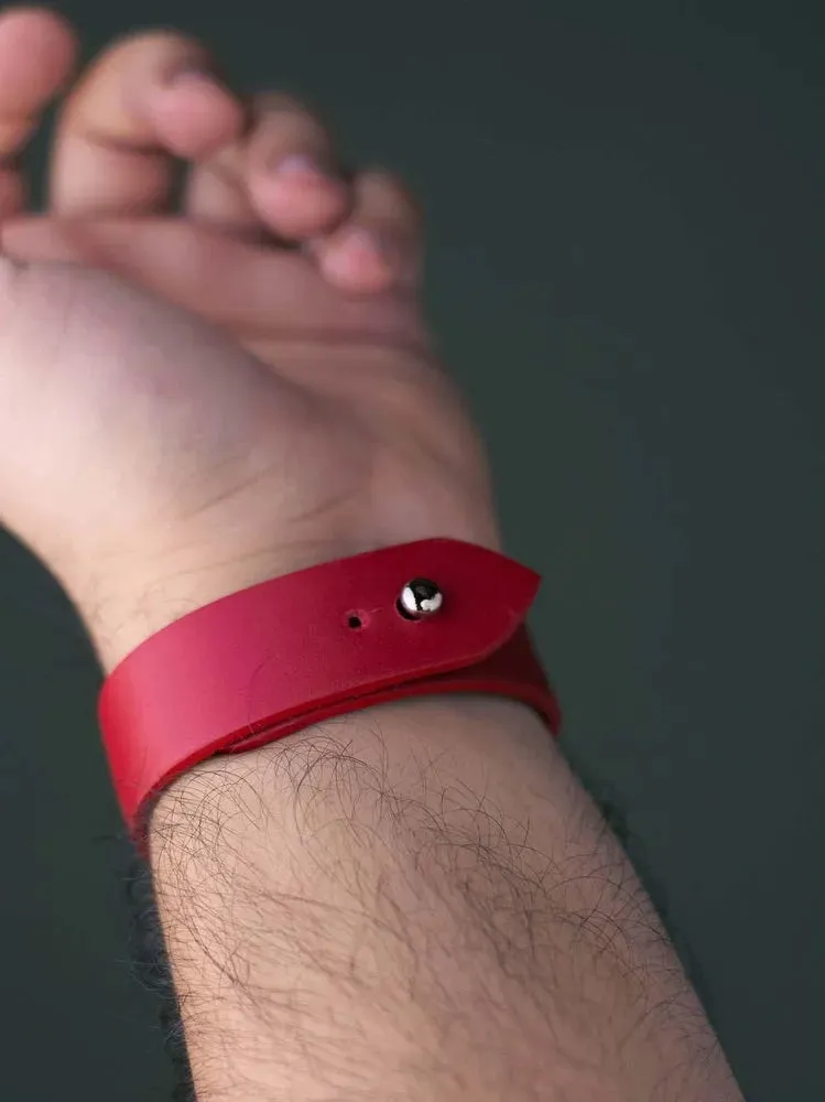 Red Leather Watch Strap - Quick Release Pins - The Hermoso