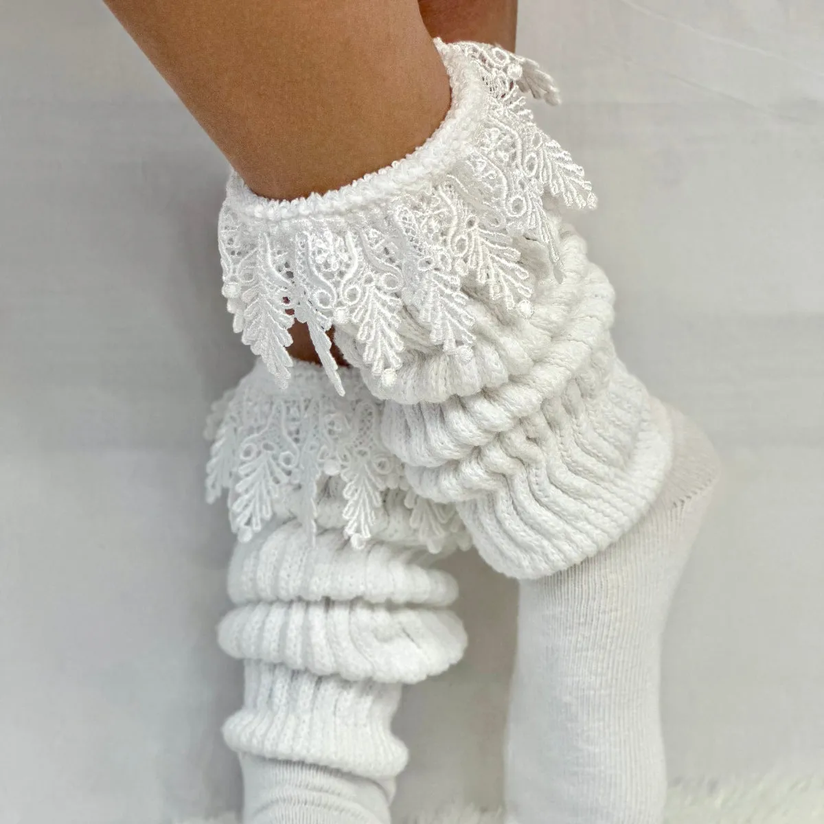 Signature lace topped ultimate  slouch socks - white