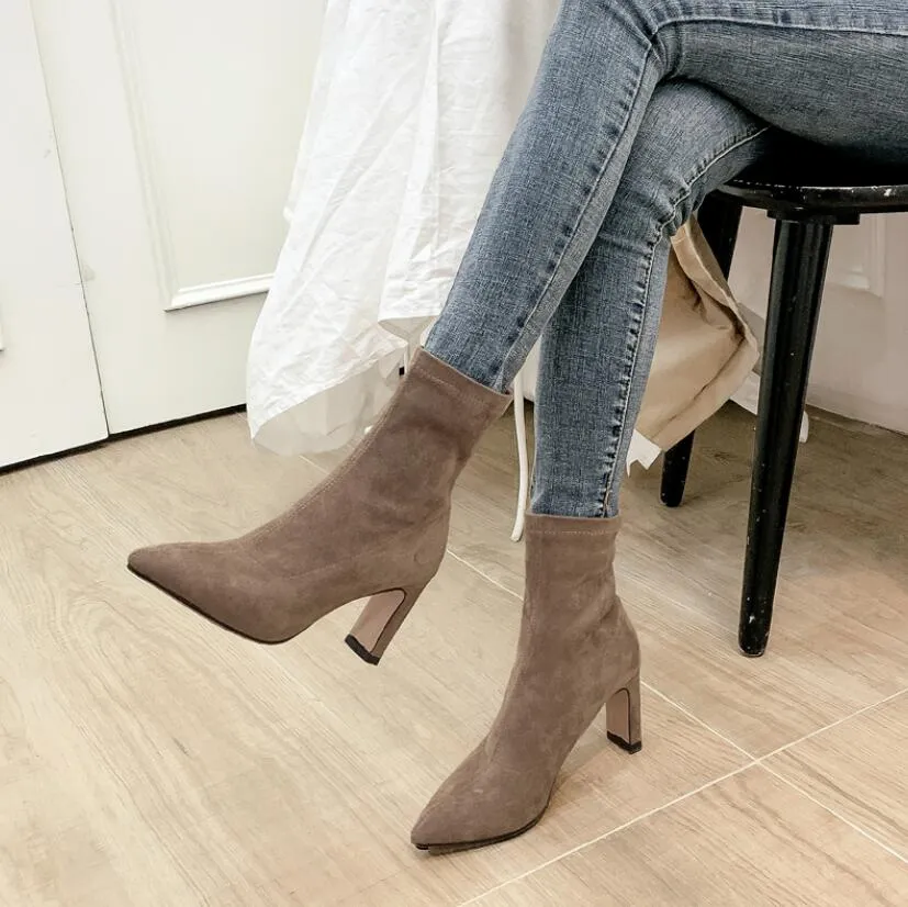 Small Feet Chunky Heel Slip On Boots GS197
