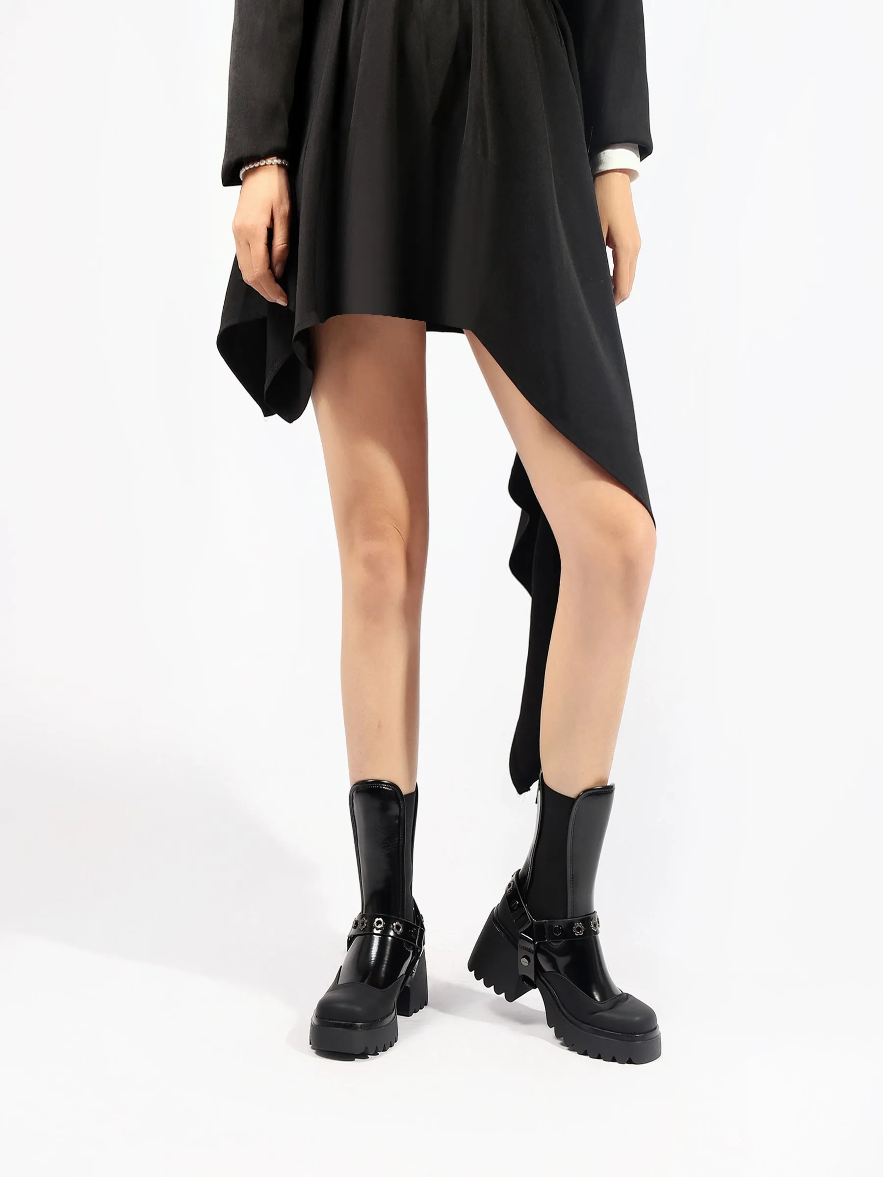 Strap Rivet Leather Chelsea Boot - Black