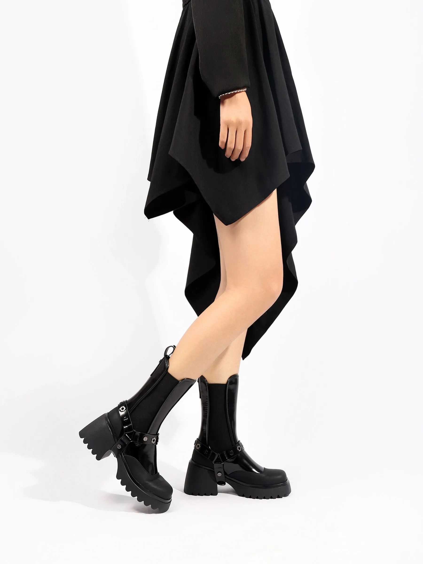 Strap Rivet Leather Chelsea Boot - Black