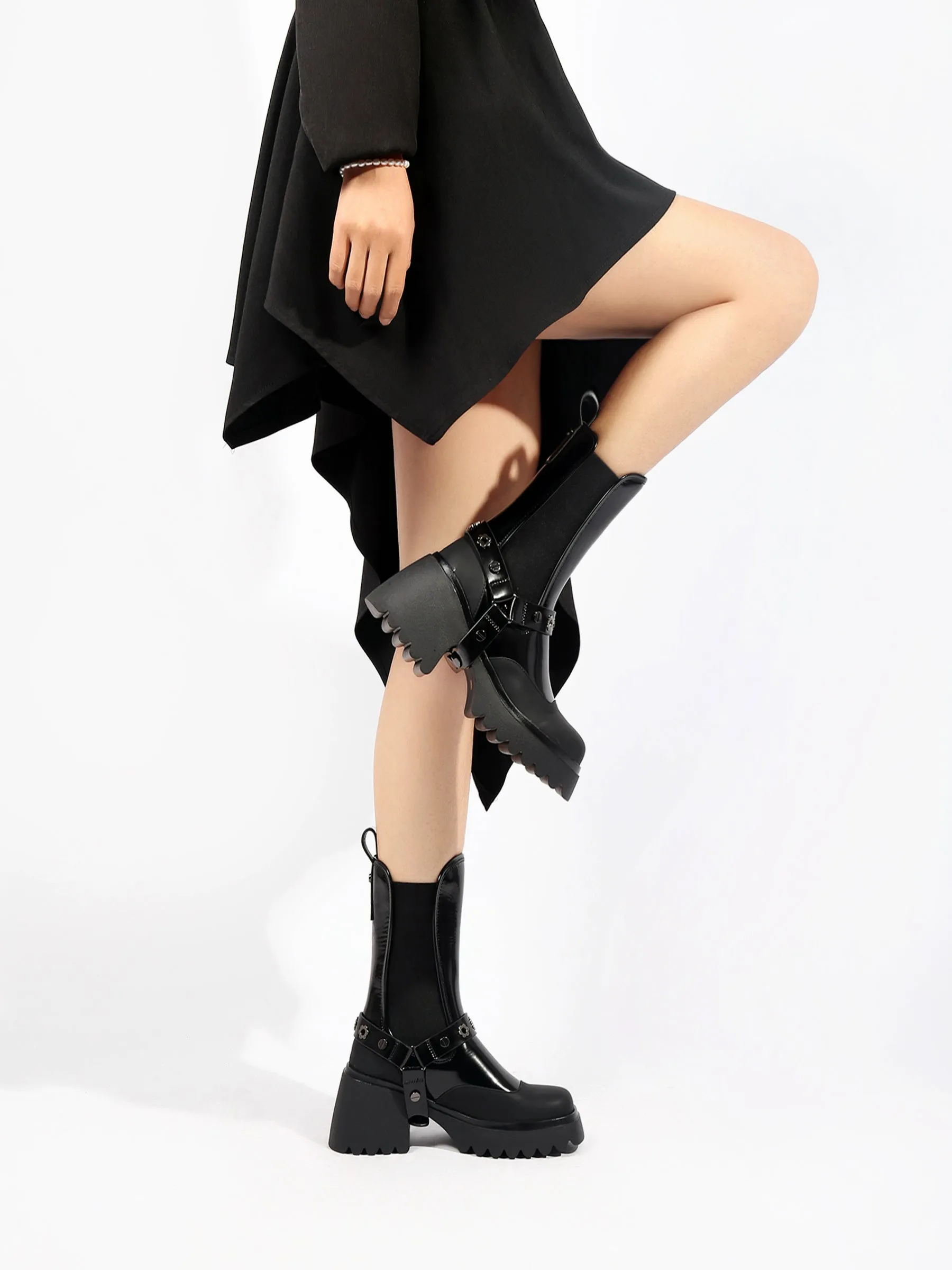 Strap Rivet Leather Chelsea Boot - Black