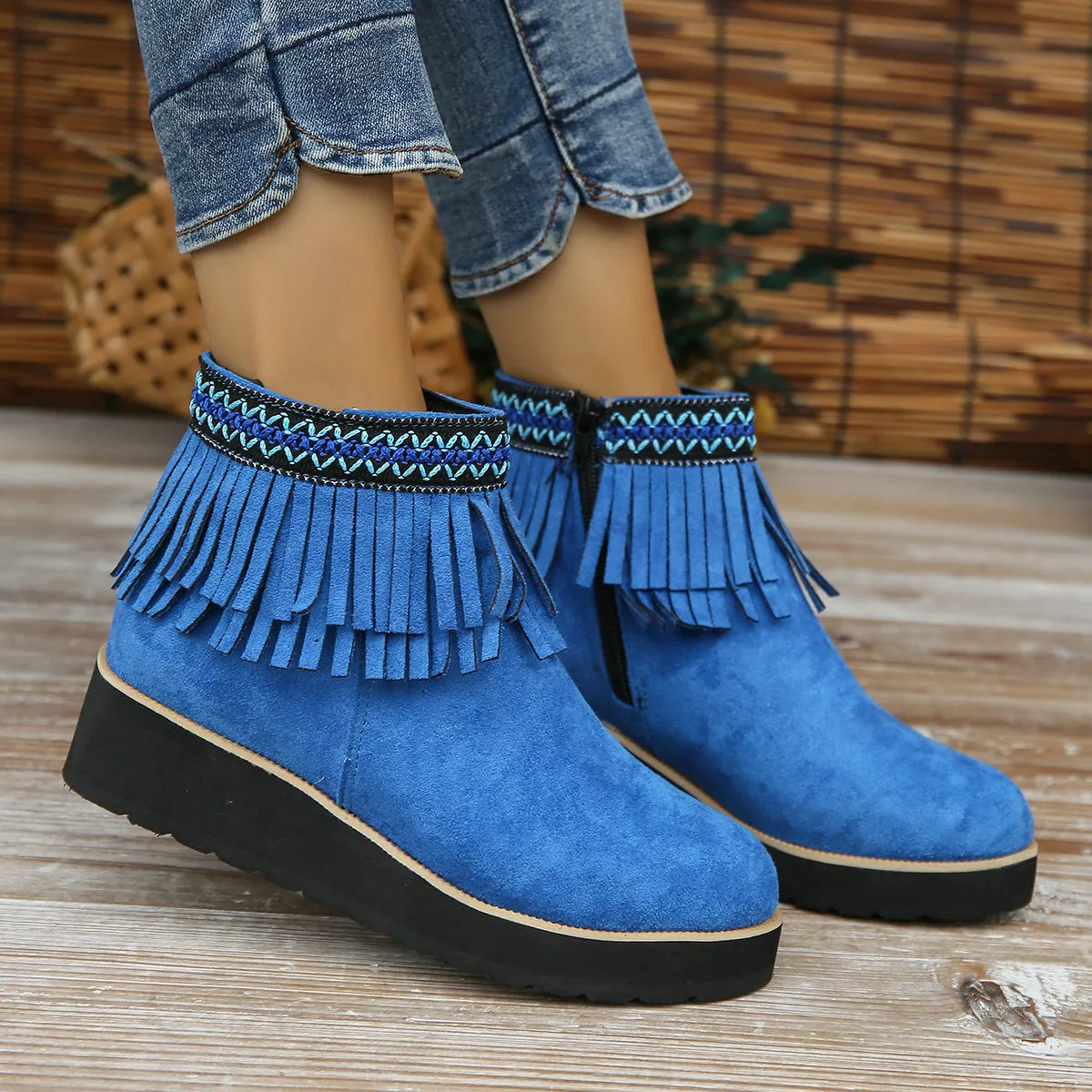 Supportive lightweight orthopedic footwear