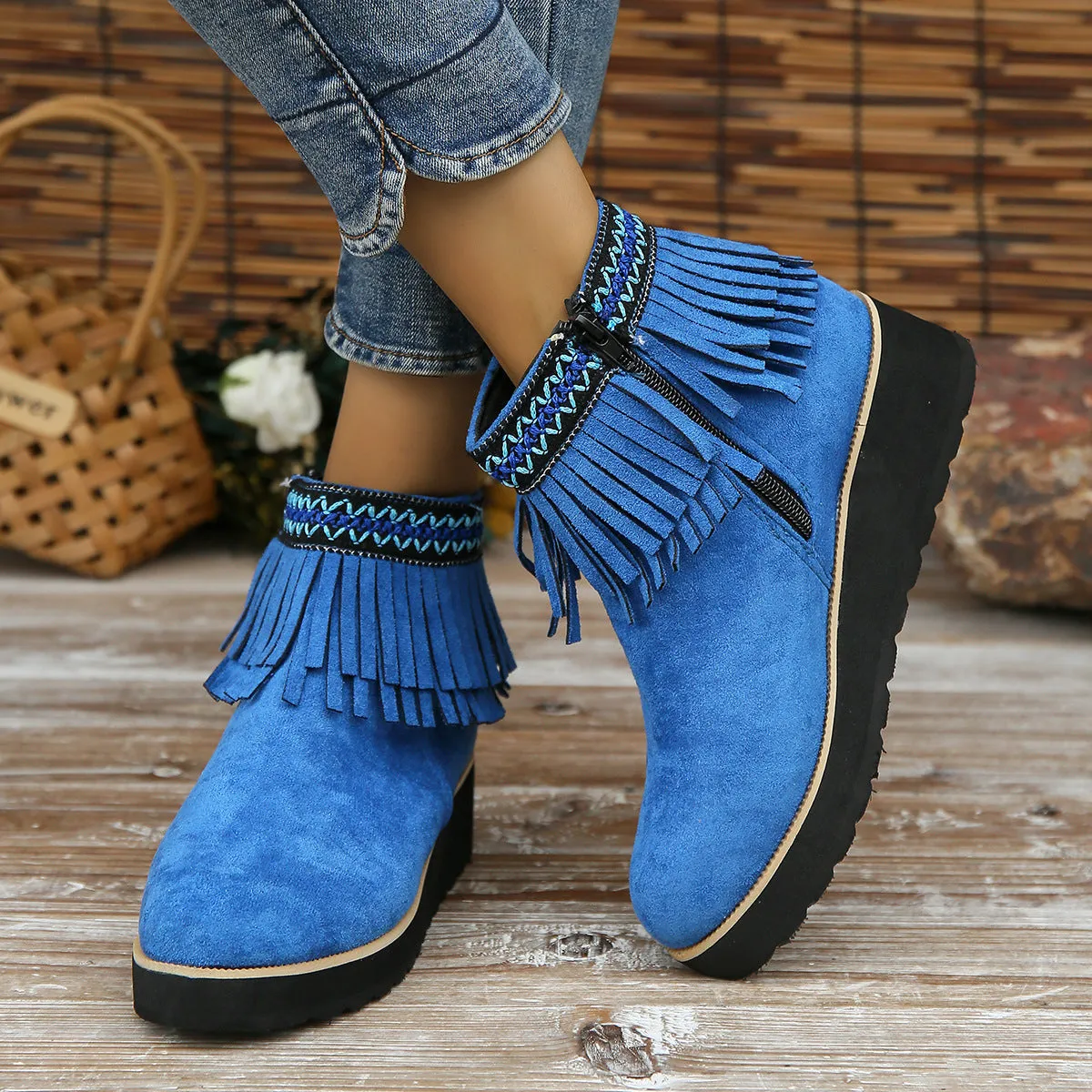 Supportive lightweight orthopedic footwear