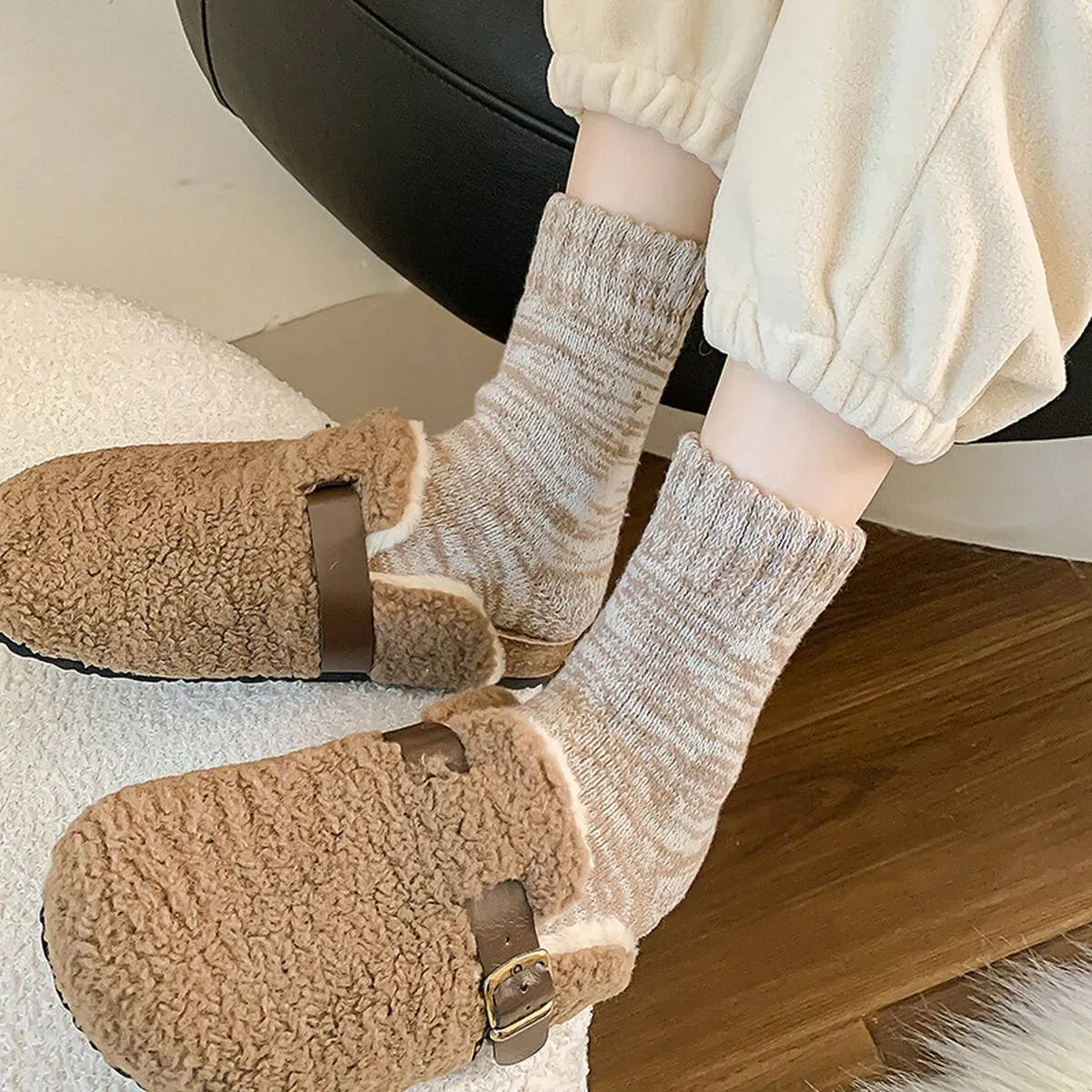 THICK WARM TERRY SOCKS  Black