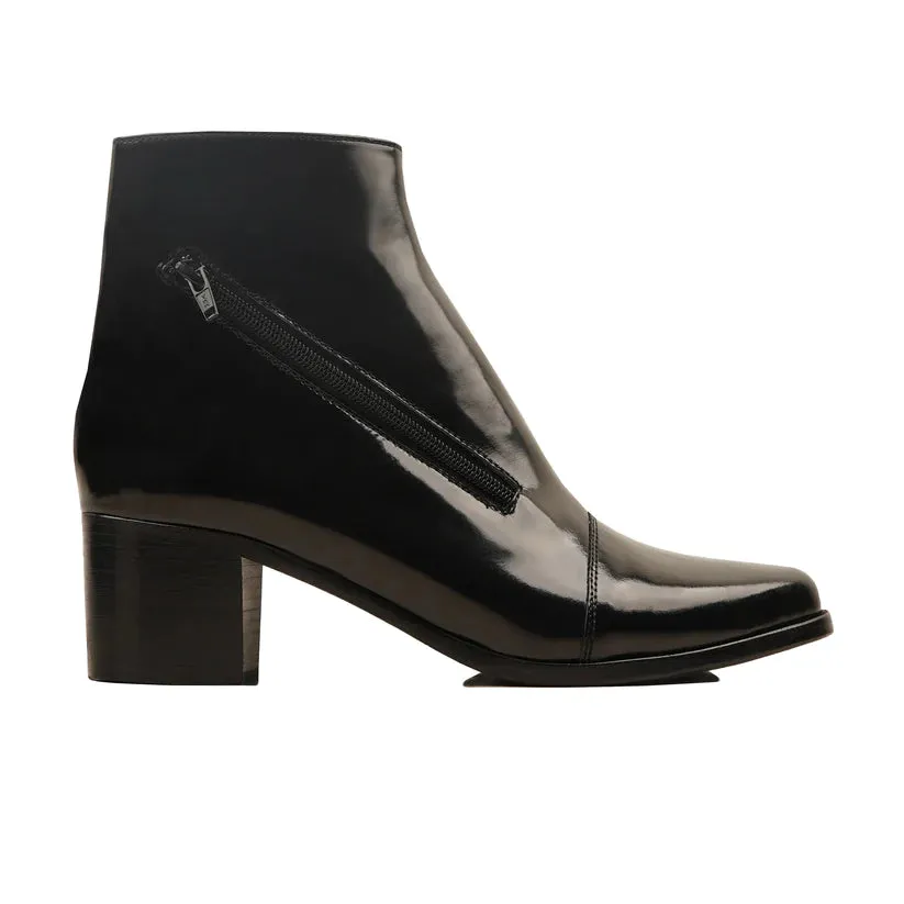 Women's Leather Boots Knee High With Zipper Style