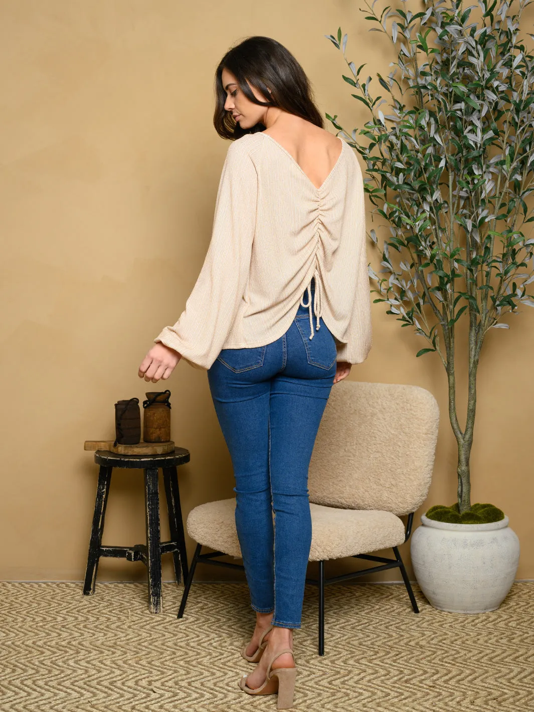 WOMEN'S LONG SLEEVE RUCHED BACK LUREX TOP